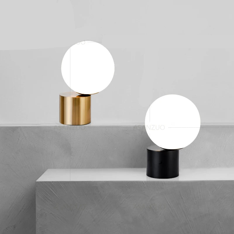 Lampe de chevet Design en forme de Boule en Verre - Opale