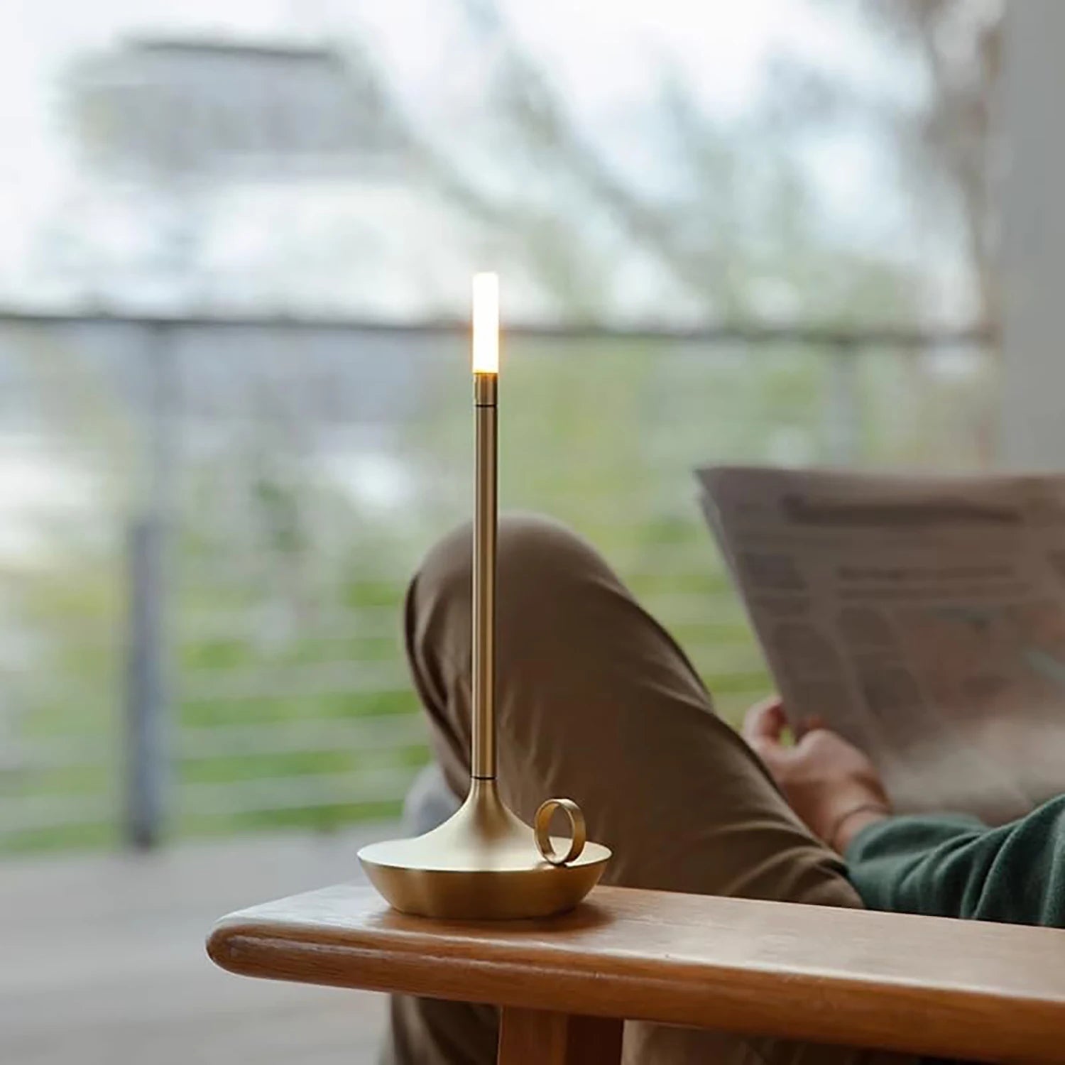 Lampe de chevet Industrielle en Forme de Bougeoir - Opale