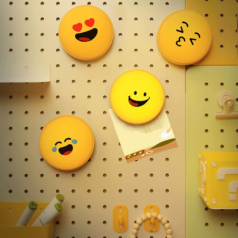 Lampe de chevet Smiley Originale Magnétique - Opale