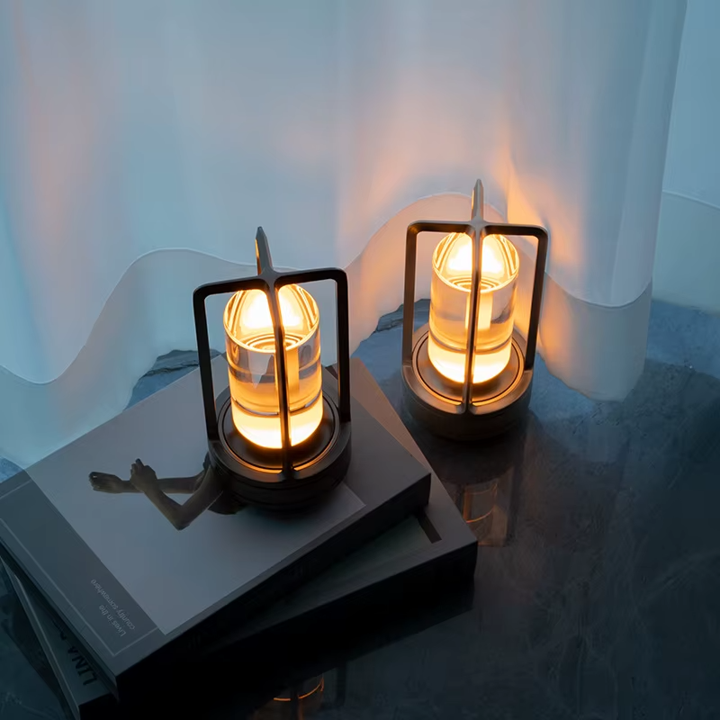 Lampe de chevet Industrielle Tactile style Camping - Opale